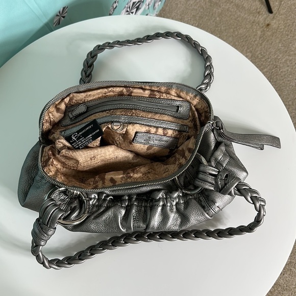 B. MAKOWSKI Pebbled Leather Hobo Bag A211928 Grey Pockets Braided Straps Classic - Picture 10 of 15